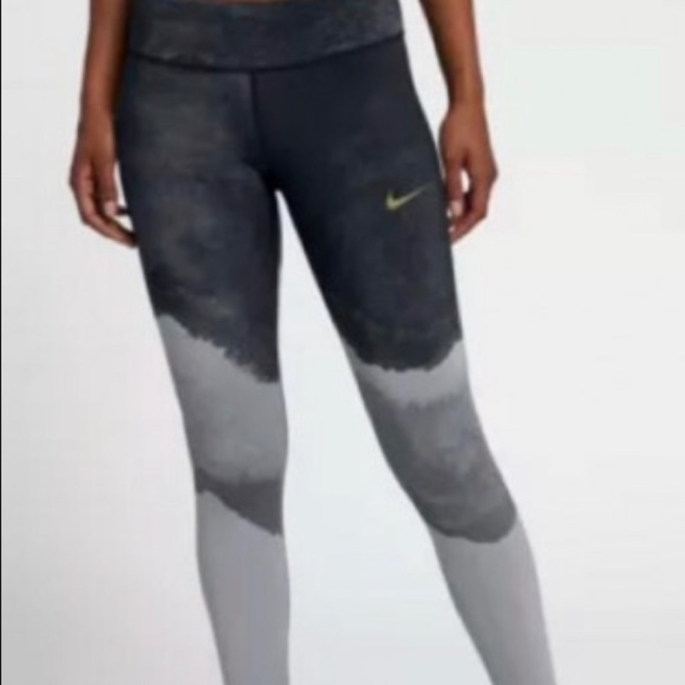 Nike Epic Lux Tight Fit Full Length Leggings Sz S